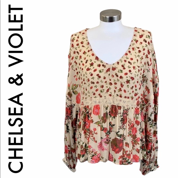 Chelsea & Violet Tops - CHELSEA & VIOLET NWT CREAM RED FLORAL BOHO TOP S
